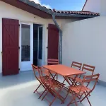 Le Coolin Loft, Vue Et Acces Directe A La Plage, Immense Terrasse, Place Des Landais Hossegor, Quartier Tres Anime, Ideal Pour Un Sejour Entre Amis