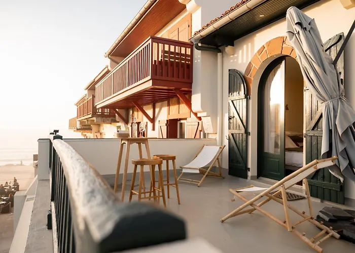 Les Basques, Vue Et Acces Directe à La Plage, Immense Terrasse, Place Des Landais Hossegor, Quartier Très Animé, Idéal Pour Un Entre Amis Appartement Soorts-Hossegor